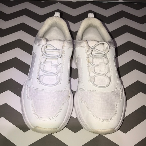 Old Navy sneakers - Picture 2 of 10